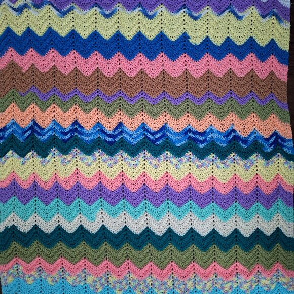 Hand Knit Crochet Multicolour Stripes Blanket - Picture 2 of 7